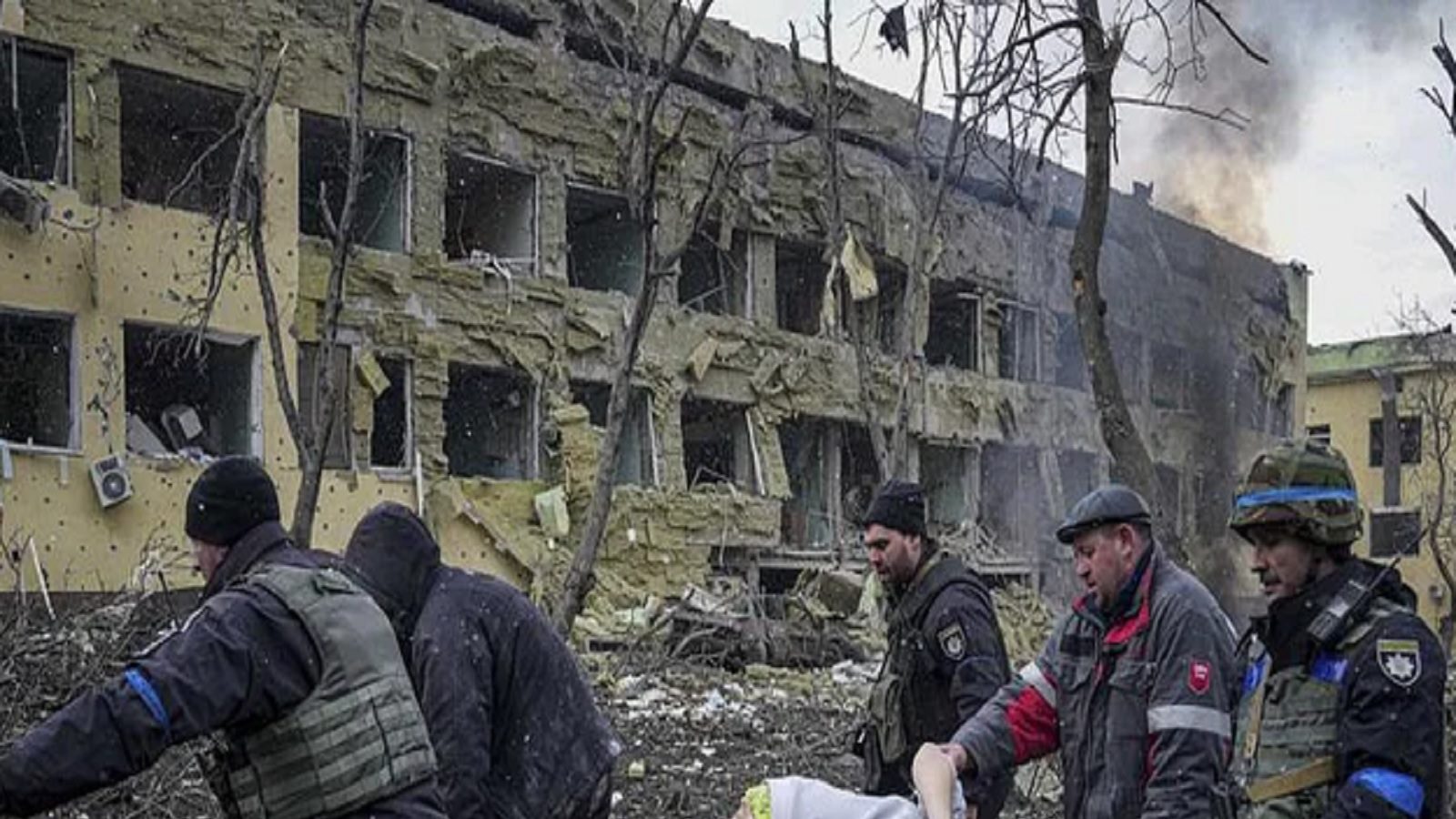 रूसी सेना ने किया मेलिटोपोल शहर के मेयर का अपहरण, विरोध में सड़कों पर उतरे लोग